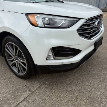 2021 Ford Edge Titanium