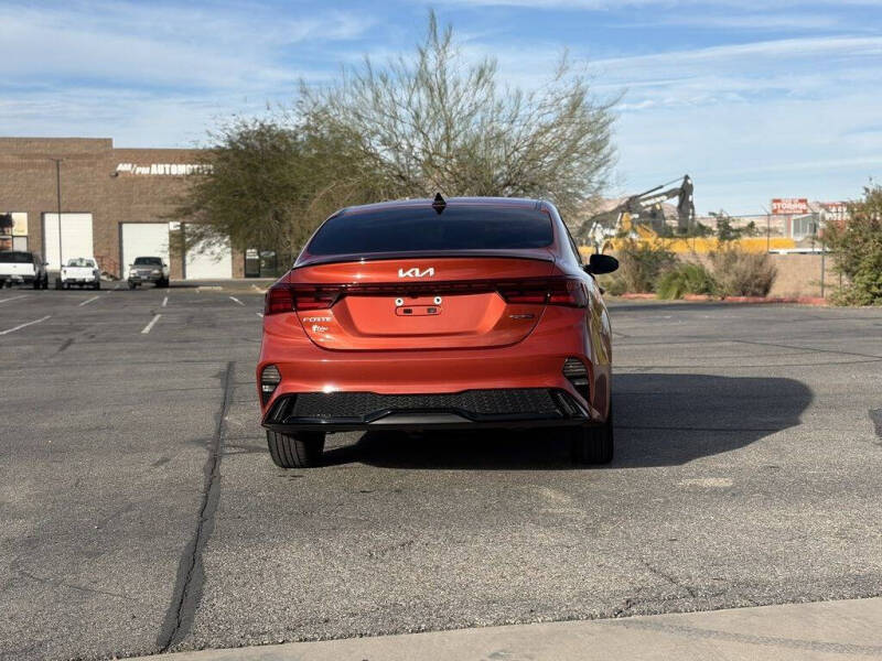 2022 Kia Forte GT Line