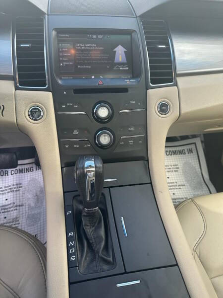 2013 Ford Taurus SEL