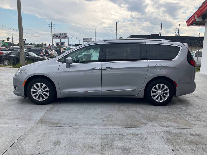 2019 Chrysler Pacifica Touring L