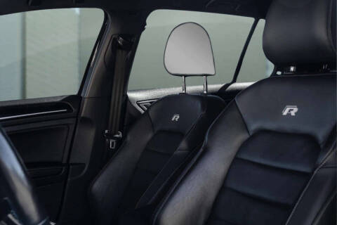 2016 Volkswagen Golf R 4Motion