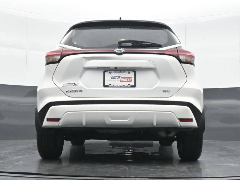 2023 Nissan Kicks SV