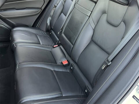 2021 Volvo XC60 T5 Inscription