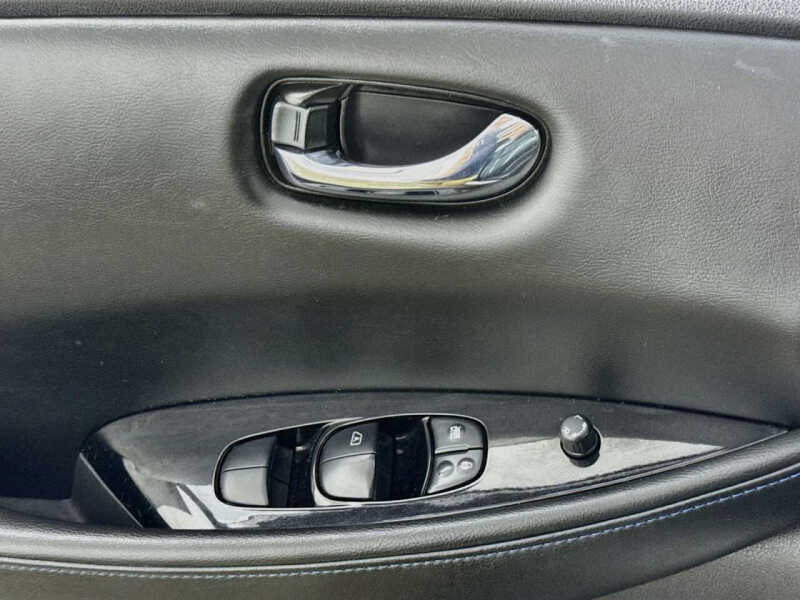 2020 Nissan LEAF SL PLUS