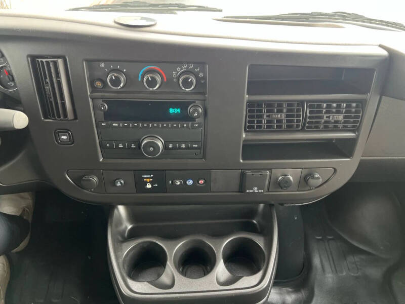 2022 Chevrolet Express 3500