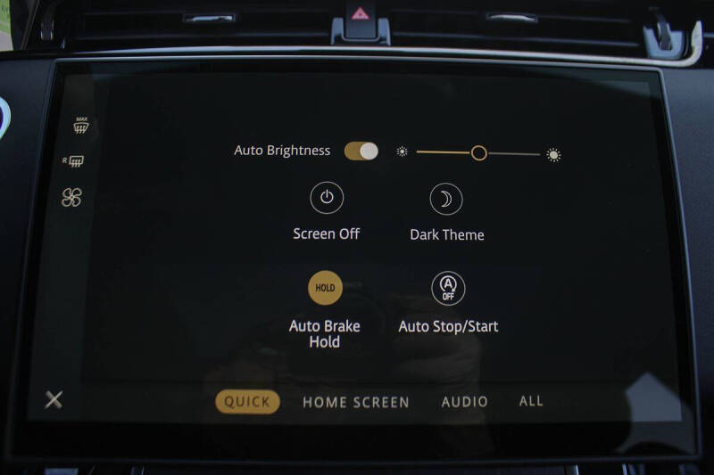 2024 Land Rover Range Rover Evoque P250 Dynamic SE