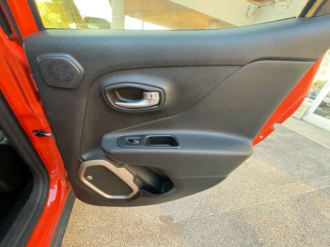 2016 Jeep Renegade Latitude 75th Anniversary