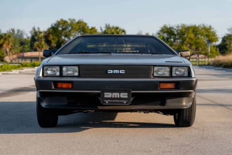 1981 DeLorean DMC-12