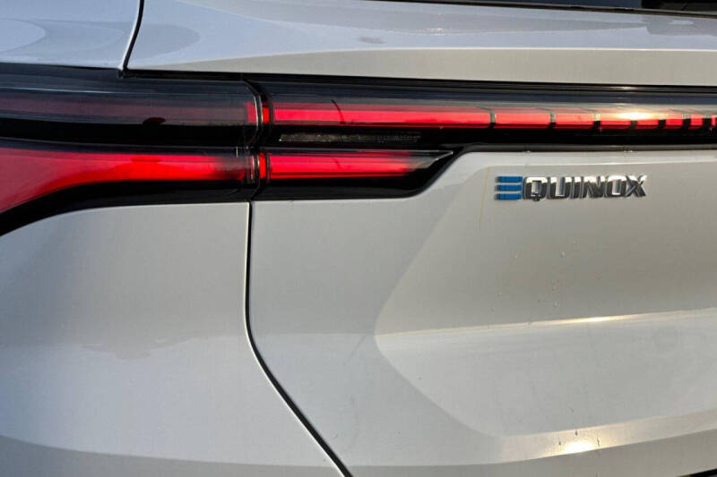 2026 Chevrolet Equinox EV LT 1