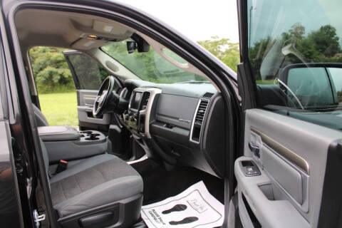 2017 RAM 1500 SLT