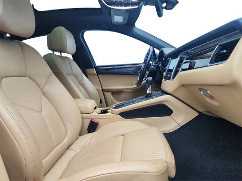 2017 Porsche Macan S