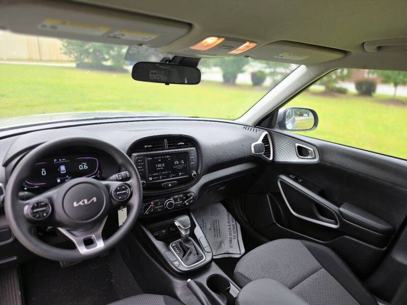 2023 Kia Soul LX