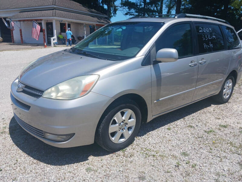 2004 Toyota Sienna XLE 7 Passenger