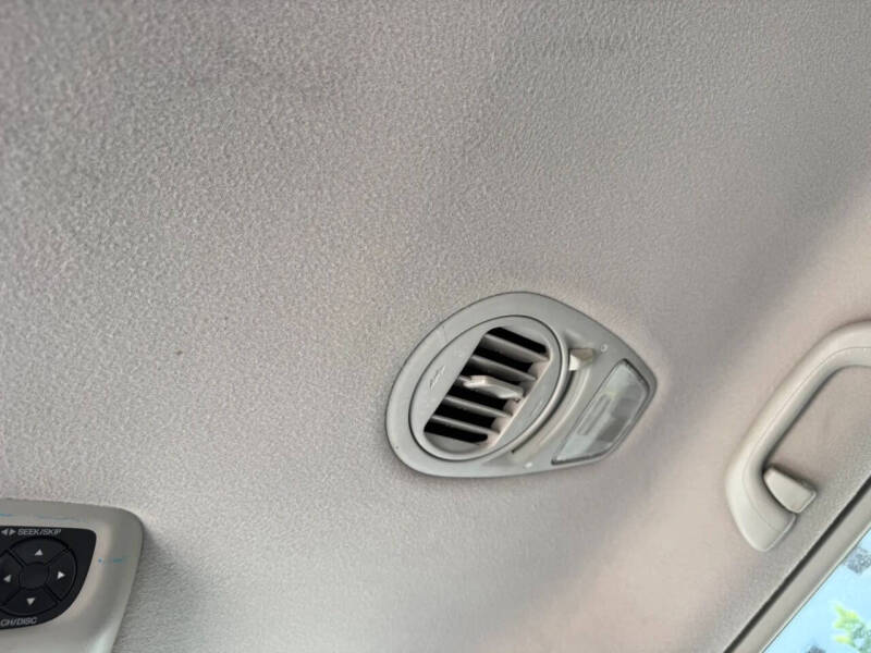 2004 Honda Odyssey EX-L w/DVD