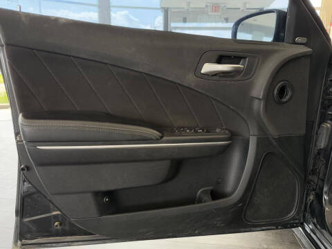 2017 Dodge Charger SXT