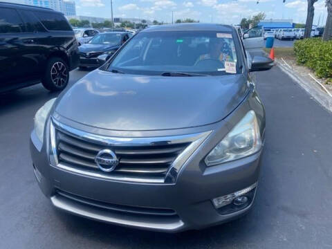 2015 Nissan Altima for sale at Changing Lane Auto Group in Davie FL