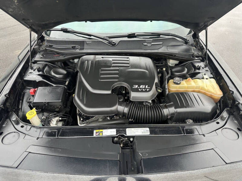 2015 Dodge Challenger SXT Plus