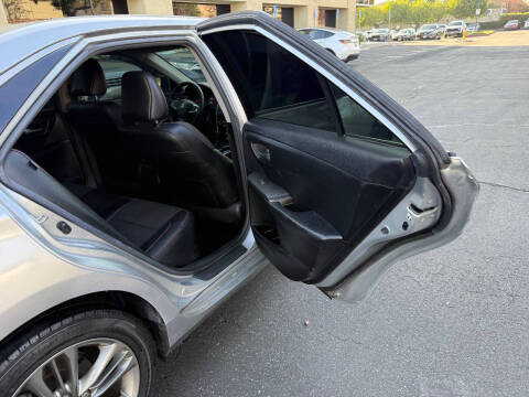 2016 Toyota Camry SE