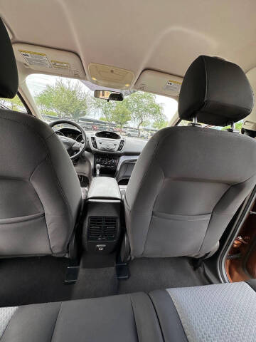 2017 Ford Escape SE