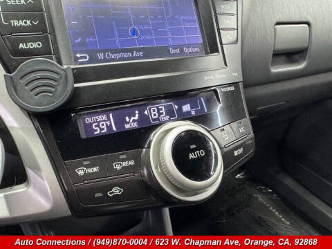 2012 Toyota Prius v Two