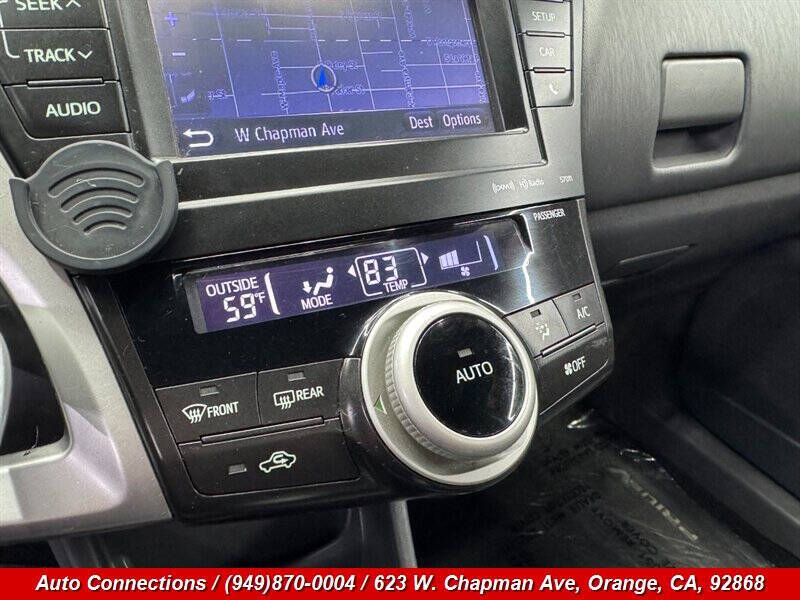 2012 Toyota Prius v Two