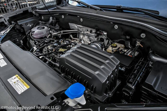 2024 Volkswagen Atlas Cross Sport SEL R-Line 4Motion