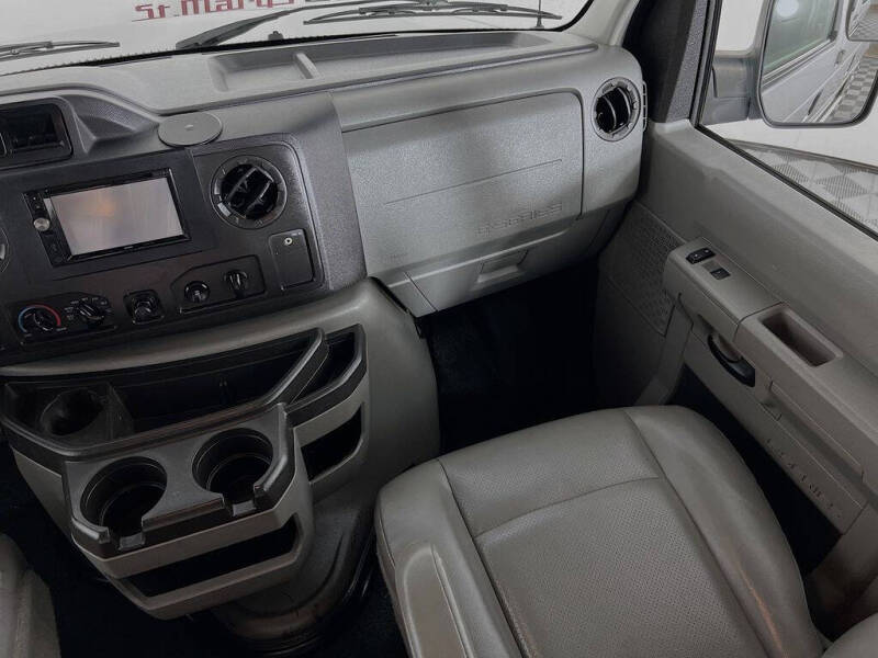 2012 Ford E-Series E-150