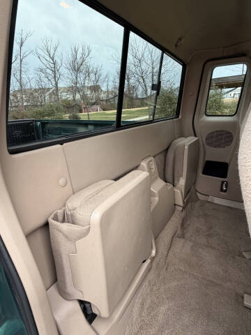 1999 Mazda B-Series B3000 SE