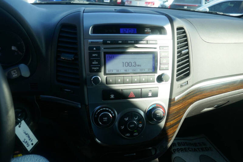 2012 Hyundai Santa Fe SE