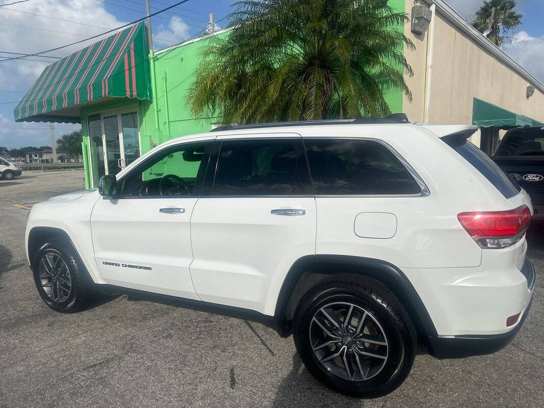 2018 Jeep Grand Cherokee for sale at Tropical Auto Sales in North Palm Beach, FL