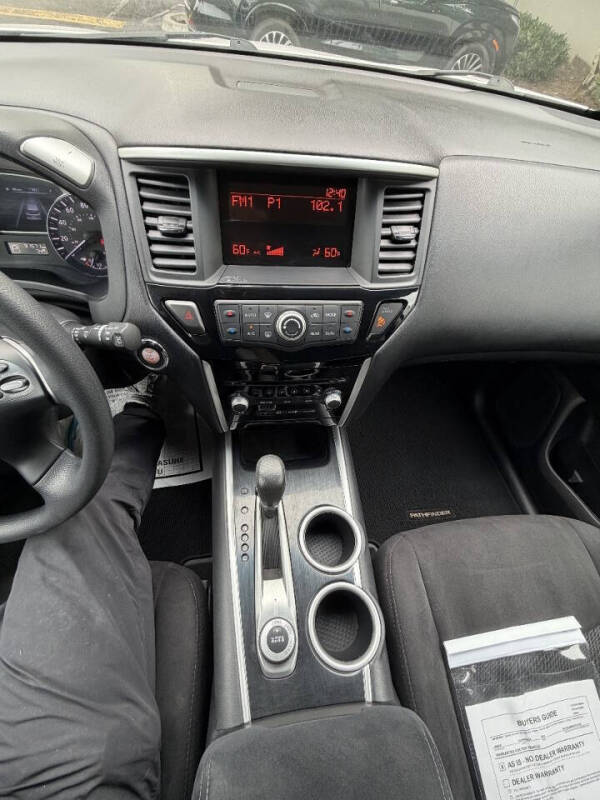 2014 Nissan Pathfinder S