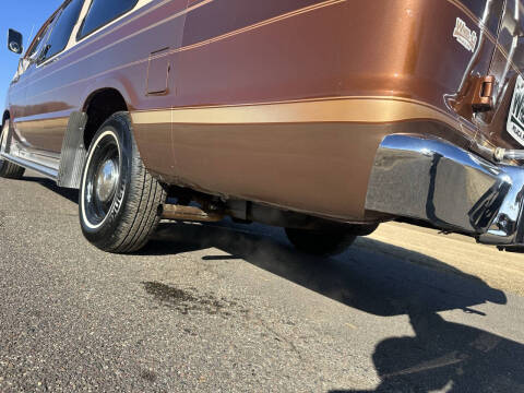 1984 Dodge Ram Van B250