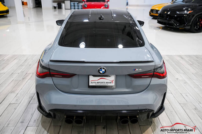 2022 BMW M4
