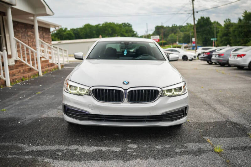 2019 BMW 5 Series 530i