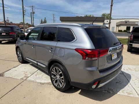2016 Mitsubishi Outlander GT