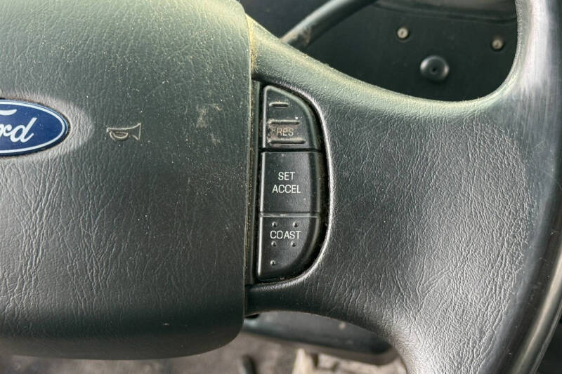 2017 Ford Stripped Chassis