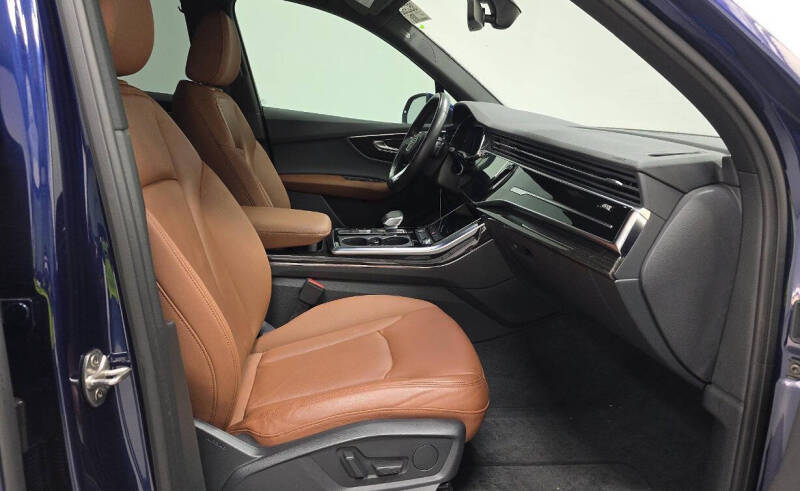 2022 Audi Q7 quattro Premium Plus 55 TFSI