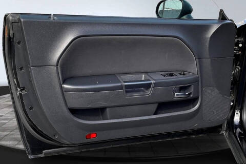 2012 Dodge Challenger SXT