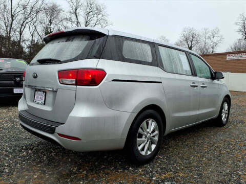 2017 Kia Sedona L