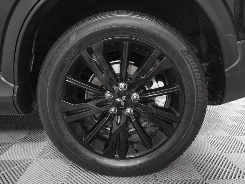 2025 Mitsubishi Eclipse Cross LE