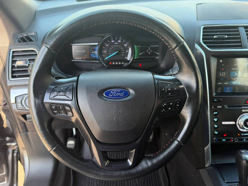 2018 Ford Explorer Sport