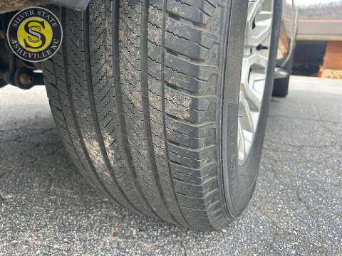 2017 GMC Yukon XL SLT