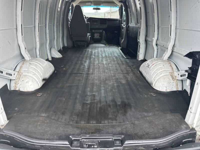 2017 Chevrolet Express 2500