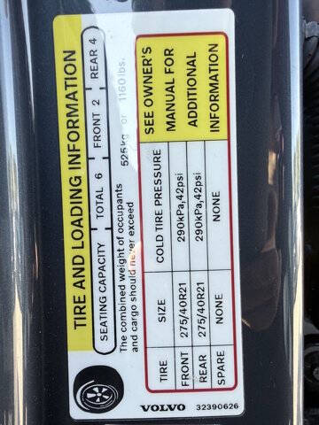 2025 Volvo XC90 T8 Ultra Bright Theme 6P