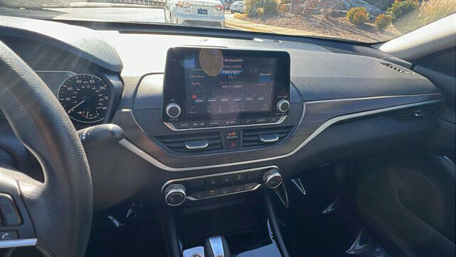 2023 Nissan Altima 2.5 SV