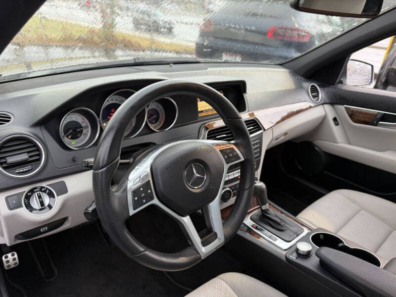 2012 Mercedes-Benz C-Class C 250 Sport