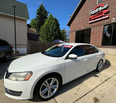 2014 Volkswagen Passat for sale at Tom's Auto Sales in Milwaukee WI