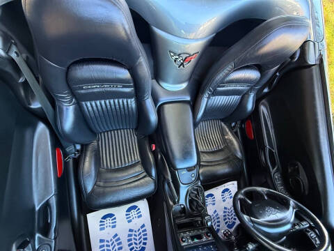 2004 Chevrolet Corvette