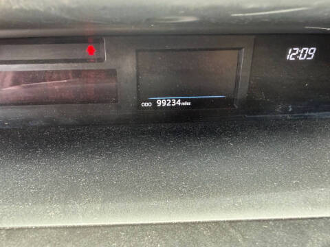 2015 Toyota Prius v Three