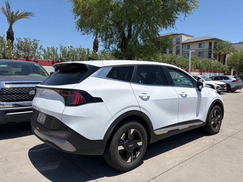 2026 Kia Sportage LX